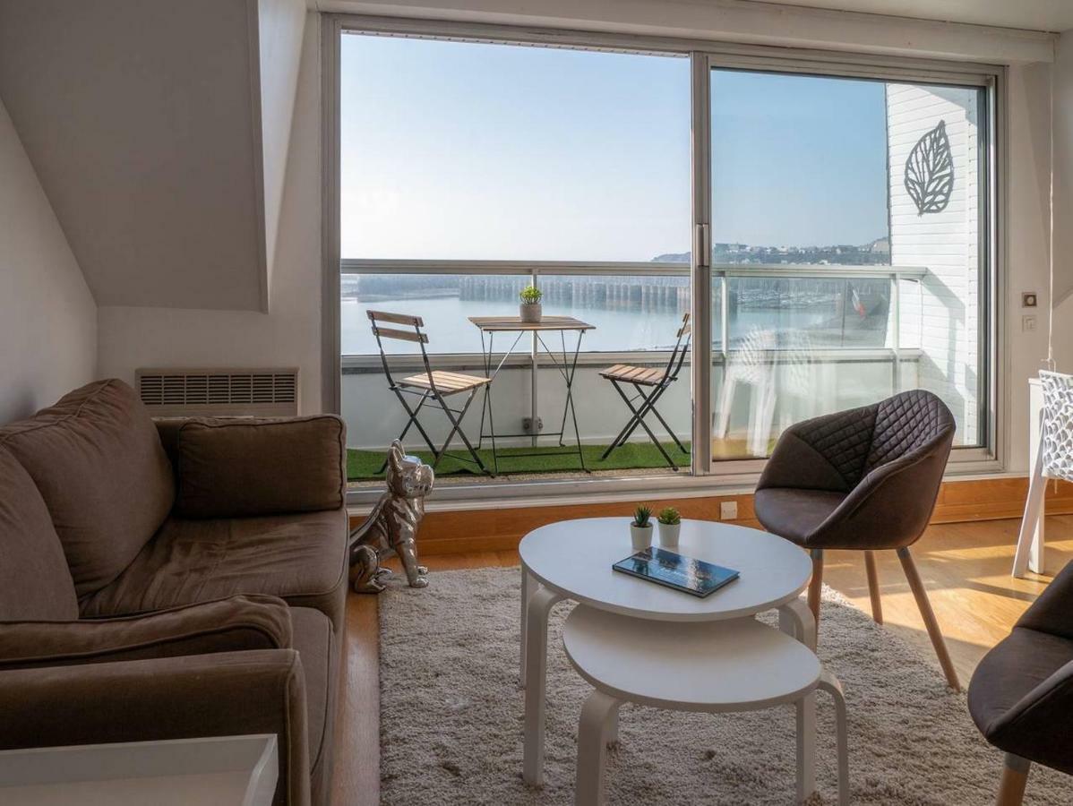 Un Balcon Sur La Mer, Acces Direct A La Plage กรองวิลล์ ภายนอก รูปภาพ
